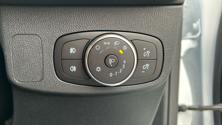 Ford Focus 1.0 EcoBoost Hybrid mHEV 155 ST-Line 5dr Auto Petrol Estate